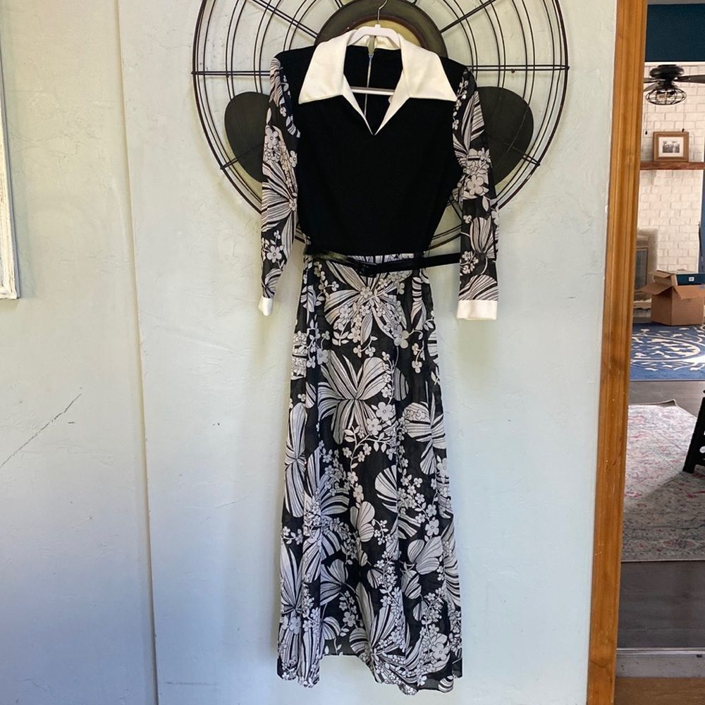 Black & White 60s 70s Belted Dress
